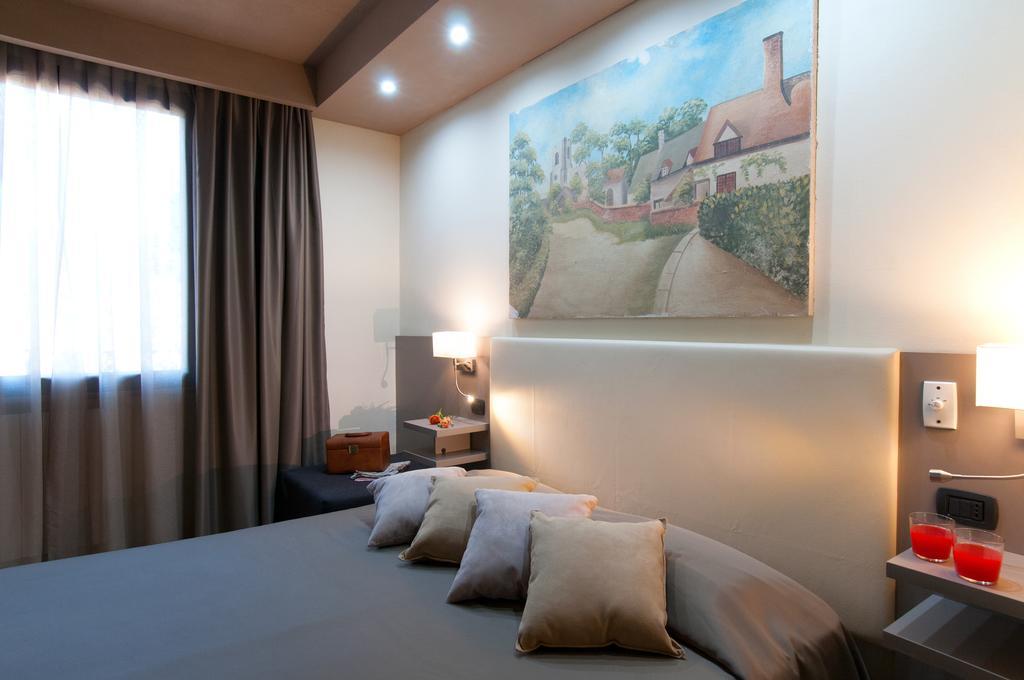 Hotel Antica Badia Volterra Camera foto