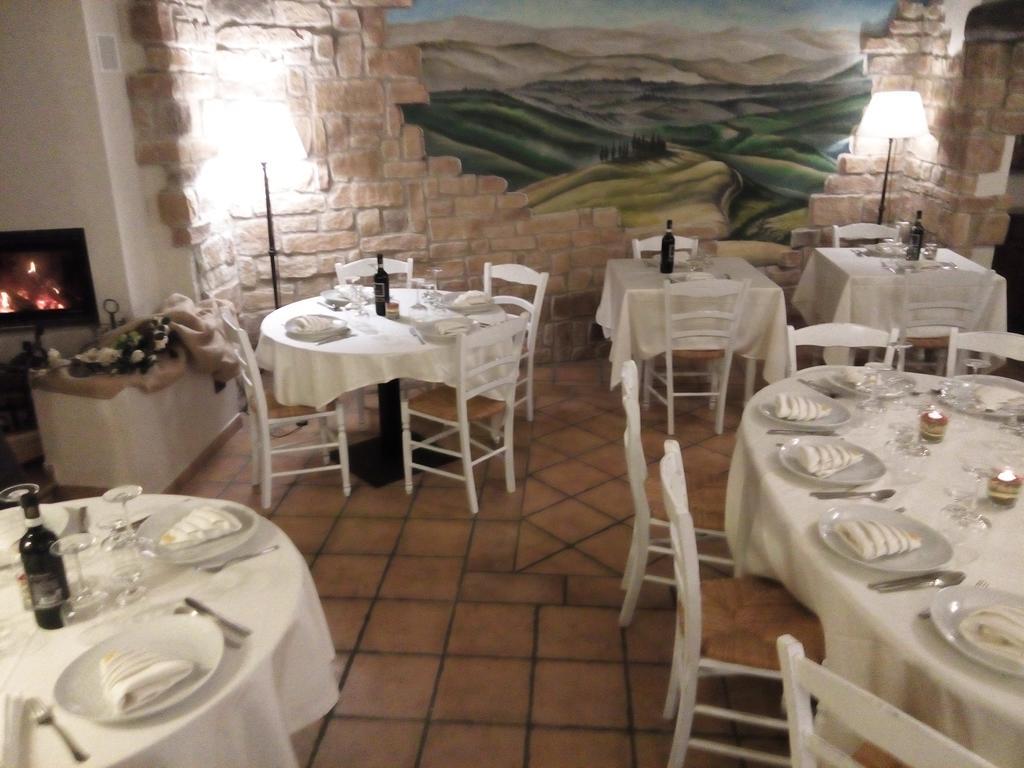 Hotel Antica Badia Volterra Esterno foto