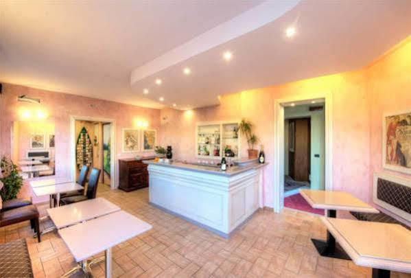 Hotel Antica Badia Volterra Esterno foto